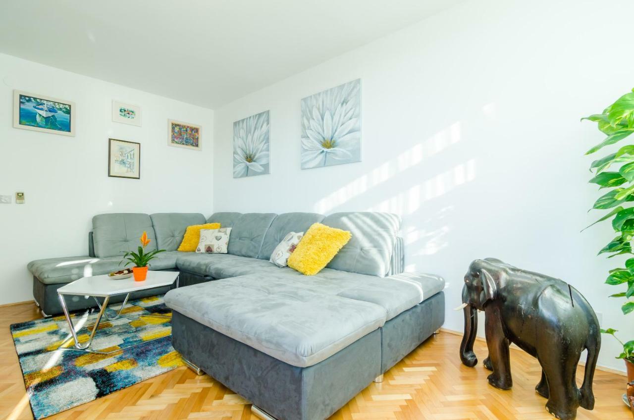 Sun City Apartment Dubrovnik Eksteriør bilde